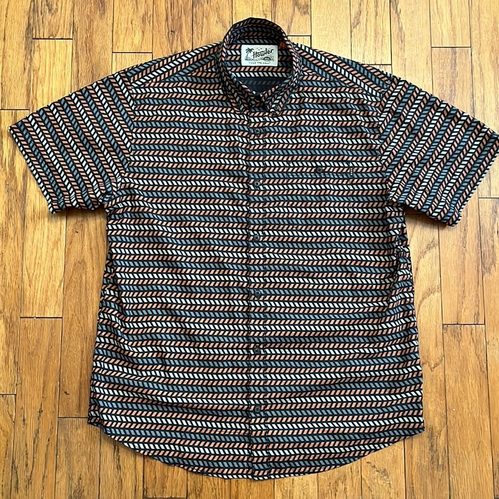 Like New Howler Brothers Large Short Sleeve Shirt!